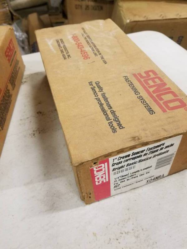 lot 7806 image: Case of Senco 1 Crown Sencor Fasteners