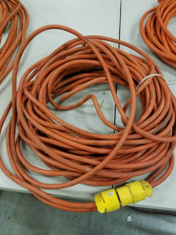lot 7815 image: Heavy Duty Extension Cord