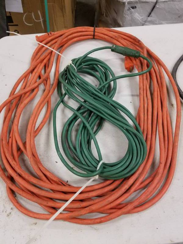 lot 7817 image: Pair of Extension Cords