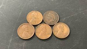 lot 10 image: Penny Coins Collection - Lincoln Wheat Pennies (1935, 1934-D, 1939, and 1930-D) and Indian Head Penny (1887)
