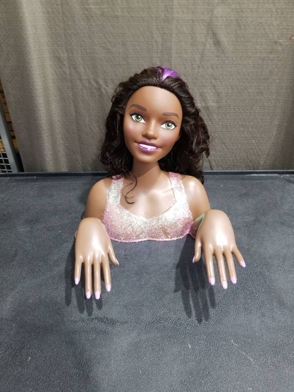 lot 4349 image: Styling Head 2016 Just Play Barbie Dark Brown Hair