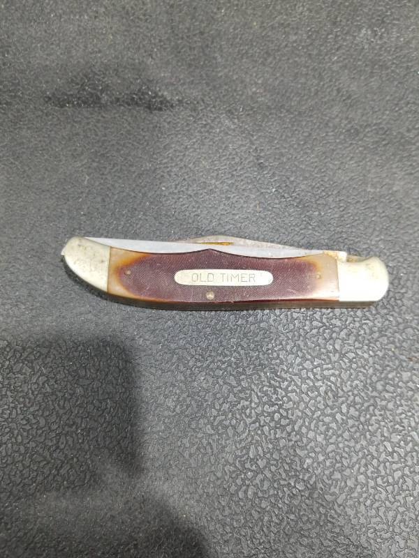 lot 4721 image: Old Timer Folding Pocket Knife Tip Broken See Pictures