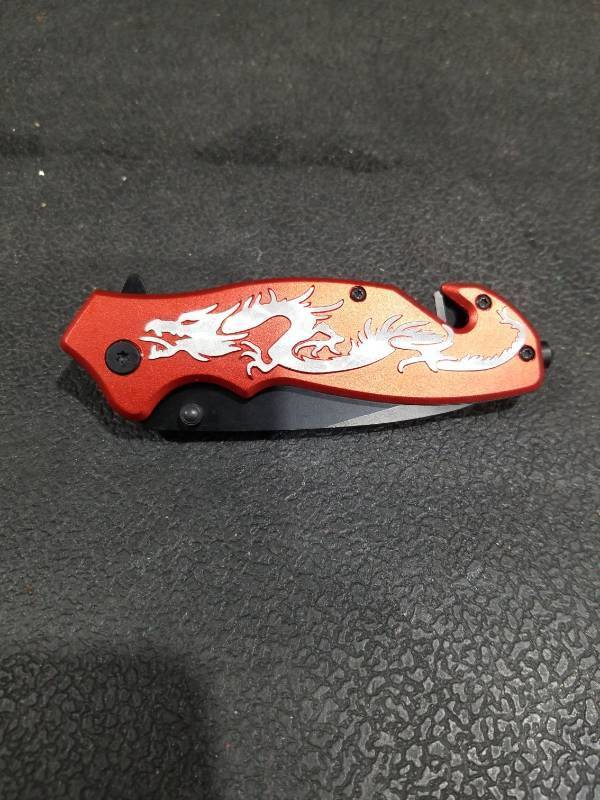 lot 4731 image: Dragon Design Folding Pocket Knife