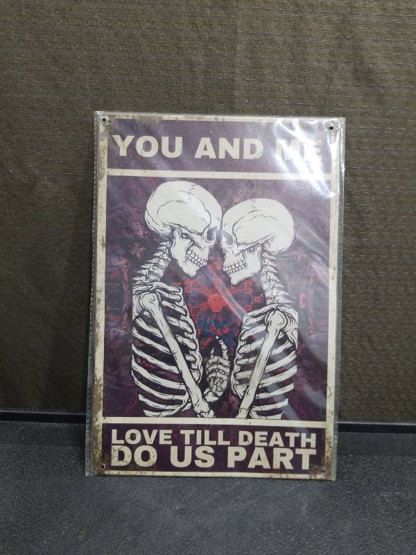 lot 4741 image: Skeleton Lovers Metal Sign