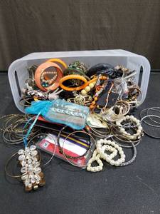 lot 1012 image: Mixed Costume Jewelry Lot with Bracelets Necklaces and Accessories