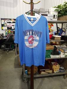 lot 1040 image: Detroit National League 1964 Blue Football Jersey Size XL