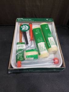 lot 1097 image: BETTER 8 PC PAINTING SET