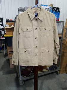 lot 1137 image: GAP Khaki Cotton Safari Jacket Size Small