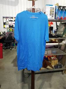 lot 1146 image: Chapel & Creed Blue Cotton T-Shirt Size 3XL