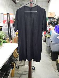 lot 1227 image: New York & Company Black Knit Cardigan Sweater Size Large