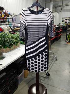 lot 1228 image: Womens Mixed Pattern Dress with Stripes and Polka Dots Size 10