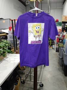 lot 1234 image: SpongeBob SquarePants Absolutely Purple T-Shirt Size Medium