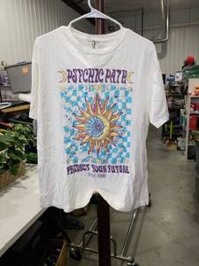lot 1237 image: Psychic Path Predicts Your Future T-Shirt Size Medium