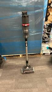 lot 44 image: Eureka Cordless Stick Vacuum Cleaner USED