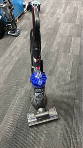 lot 48 image: Dyson Ball Upright Vacuum Cleaner USED