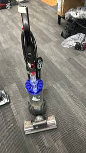 lot 52 image: Dyson Ball Multi Floor Upright Vacuum Cleaner USED