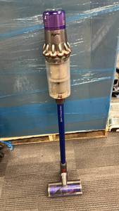 lot 61 image: Dyson V11 torque Cordless Stick Vacuum USED