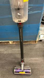 lot 65 image: Dyson Cyclone V10 Total Clean Cordless Vacuum Cleaner USED