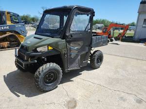 lot 11 image: 2018 Polaris Ranger 570 EFI Side-by-Side UTV w Enclosed Cab  2,299 Hours