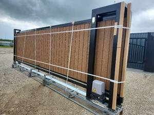 lot 37 image: Unused EquipPro 20FT Electric Sliding Gate  Model PD20MS