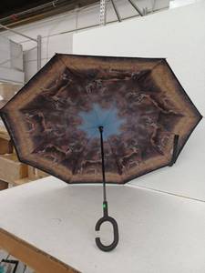 lot 10975 image: Country Side Products Umbrella