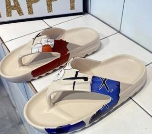 lot 11033 image: Unisex Summer Flip Flops, Size 43