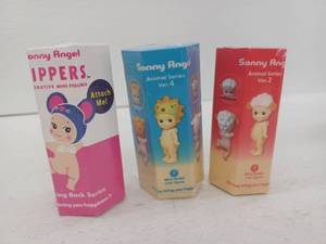lot 11066 image: Sonny Angel Blind Box Mini Figure Collection , Lot of 3