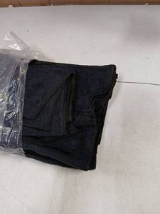lot 33386 image: Black micro fiber Rags 9 count  - Retail $10