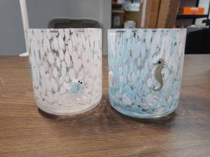 lot 26789 image: 2 Pcs Summer Icon Juice Glass 14 Ounce Ocean Turtle Shell Themed Drinking Cocktails Glasses for Party, Cute Double Old Fashioned Reusable Cups for Home Bar Decor Lovely Gifts - Retail $29