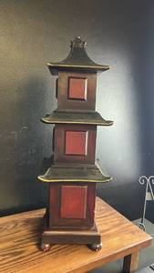 lot 181 image: Japanese Pagoda Tower