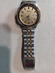 lot 3503 image: Seiko Quartz Sports Watch Two-Tone Bracelet Day Date