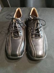 lot 3445 image: Rockport XCS Mens Black Leather Casual Shoes