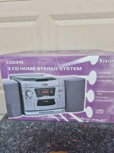 NEW OLDSTOCK IN BOX - NEVER OPENED IN 22 YEARS TILL I OPENED IT TO PICTURE -Venturer Cd2315 3 Cd Player Stereo System