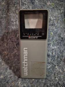 lot 131 image: Sony Watchman FD-10A Portable TV