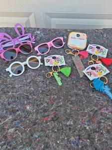 lot 201 image: Bella y Fuerte Accessory Collection
