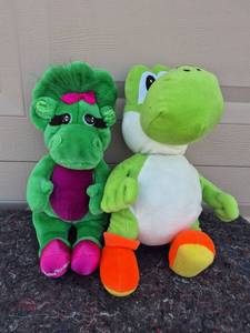lot 226 image: Baby Bop Plush Toy Set - Lyons Group 1992 - BOTH HAVE GOOD EBAY SOLD COMPS