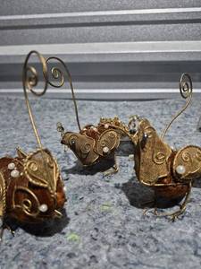 lot 229 image: Gold Tone Metal Bird Figurines