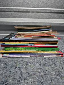 lot 235 image: Childrens Books Mixed Lot Including Star Wars, Peanuts, Scooby Doo and Activity Books
