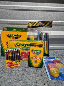 lot 275 image: Crayola Art Supply Bundle with Crayons, Colored Pencils, Brushes and Sharpeners