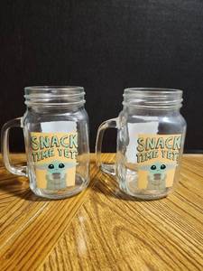 lot 293 image: Baby Yoda Snack Time Yet Glass Mason Jar Mugs Set of 2