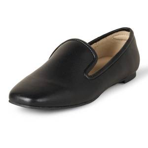 lot 1452 image: Amazon Essentials Womens Soft Minimal Slip-On Loafer, Black Faux Leather, 12