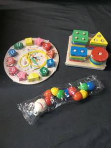 lot 2376 image: Childrens Educational Toy Set with Clock, Shape Sorter and Caterpillar