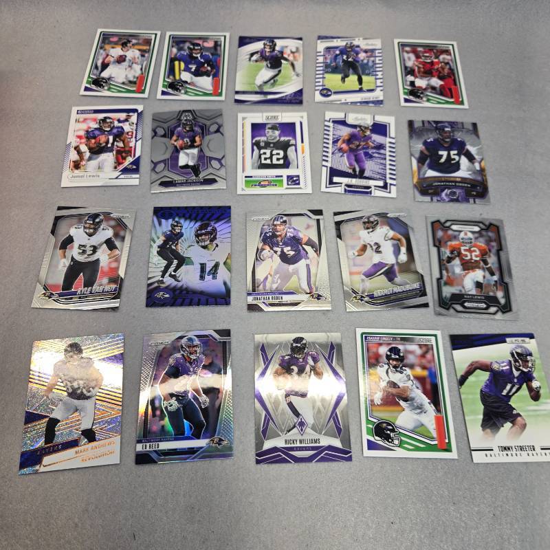lot 323 image: Baltimore Ravens Football Card Collection