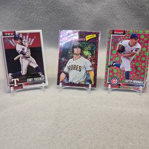 lot 356 image: Modern Baseball Card Collection with Special Insert Cards, 3 Cards