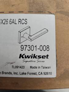 lot 11334 image: Kwikset Signature Series Privacy Door Handle Set