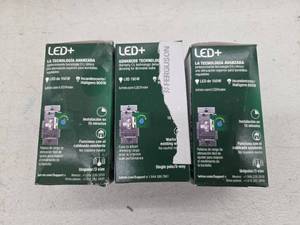 lot 11349 image: Lutron AYCL-153P-WH Ariadni CFLLEDIncandescent Single-Pole3-Way Dimmer  White - Set of 3