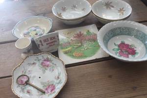 lot 4187 image: Vintage Egg Cup, Rice Bowl & More