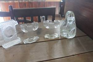 lot 4204 image: Vintage Glass Madonna and More