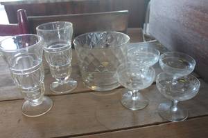 lot 4217 image: Vtg. Etched Glass Stem Glasses & More