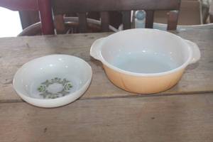 lot 4248 image: Vtg. Fire King Casserole Dish and Bowl